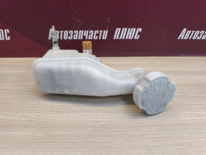 Бачок главного тормозного цилиндра