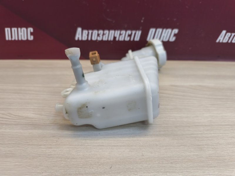 Бачок главного тормозного цилиндра