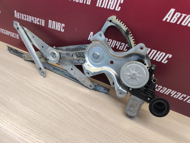 Стеклоподъемник    двери