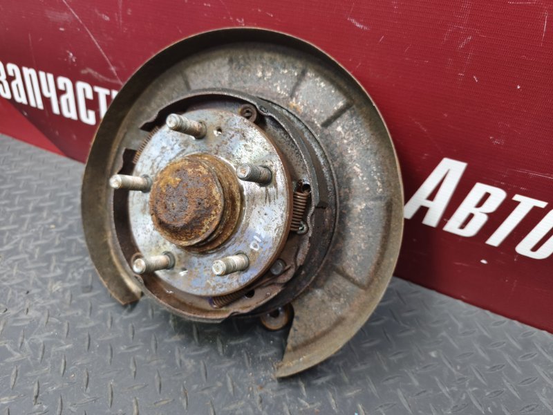 Кулак в сборе