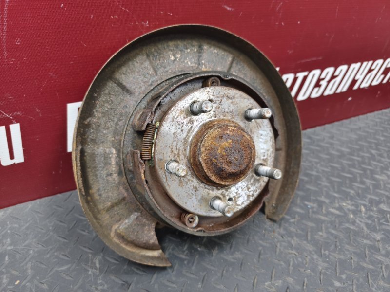 Кулак в сборе