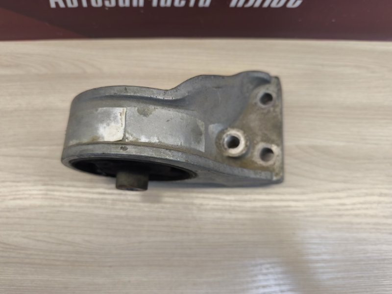 Опора двигателя