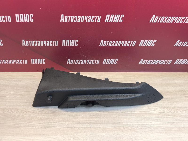 Держатель задней полки