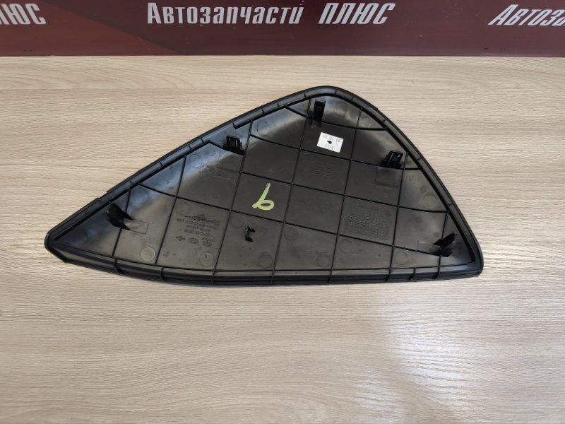 Накладка торпедо