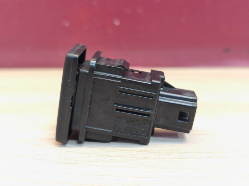 Кнопка омывателя фар