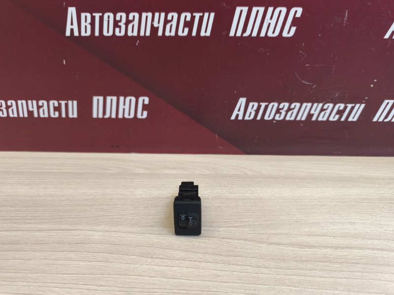 Кнопка корректора фар