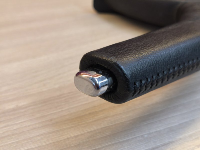 Рычаг стояночного тормоза