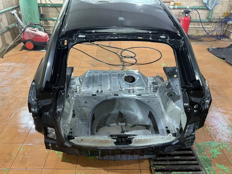 Ниша запасного колеса