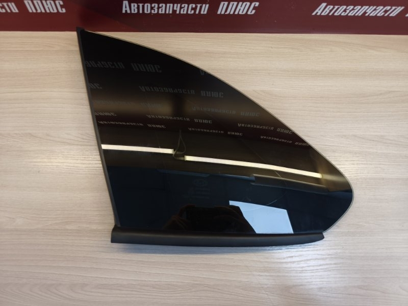 Форточка кузова