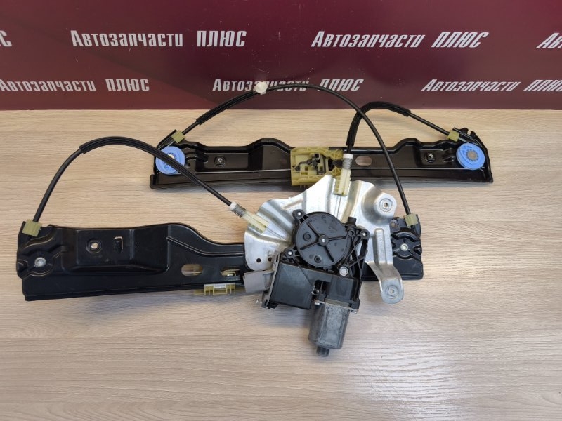 Стеклоподъемник    двери