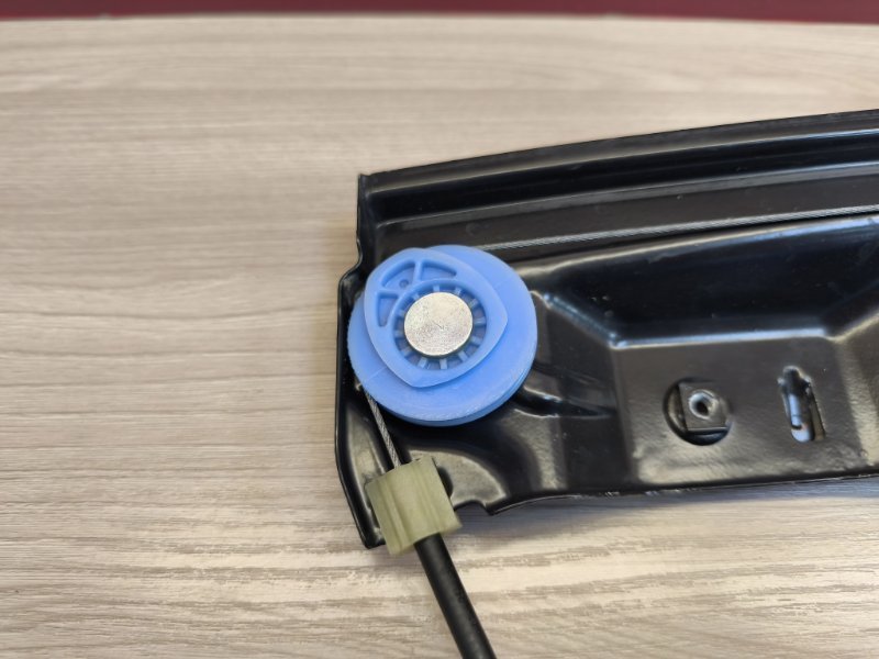 Стеклоподъемник    двери