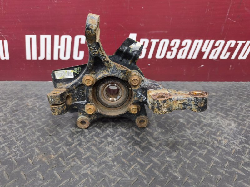 Кулак поворотный