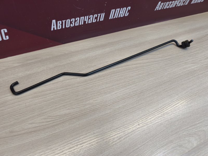 Упор капота