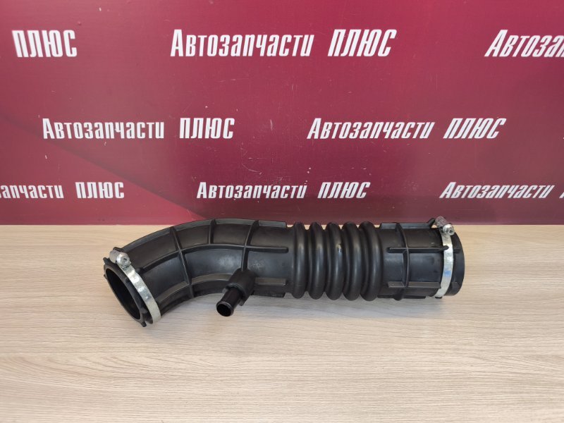 Патрубок воздушного фильтра