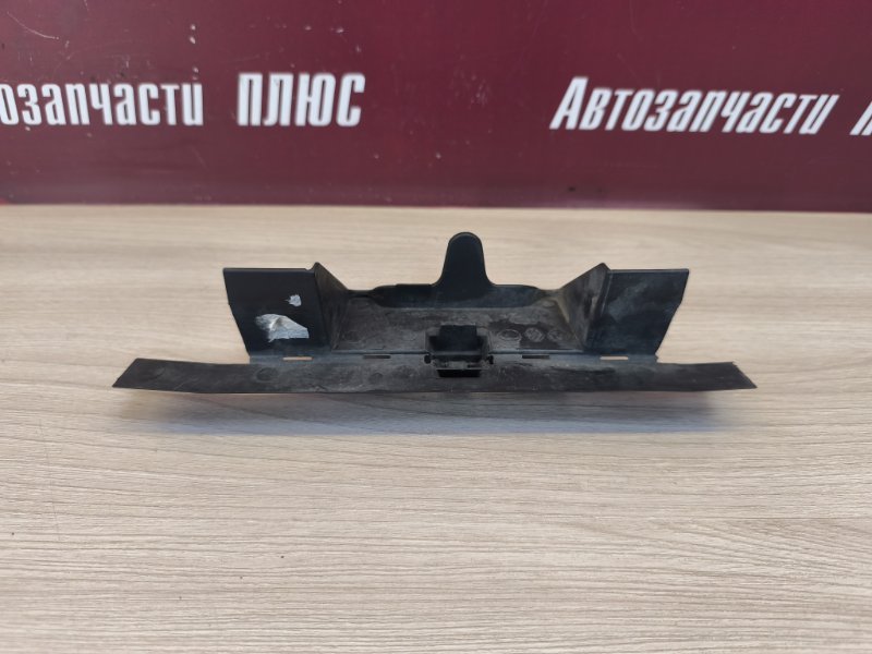 Дефлектор радиатора