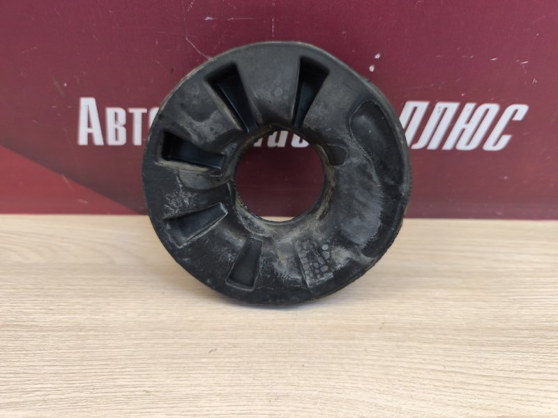 Верхняя опора    пружины