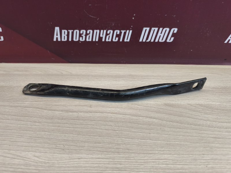 Кронштейн подрамника