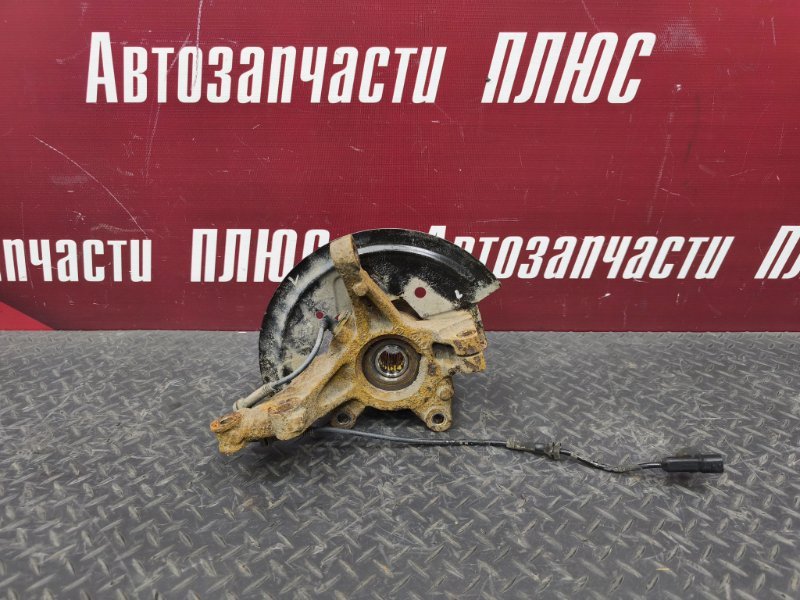 Кулак поворотный