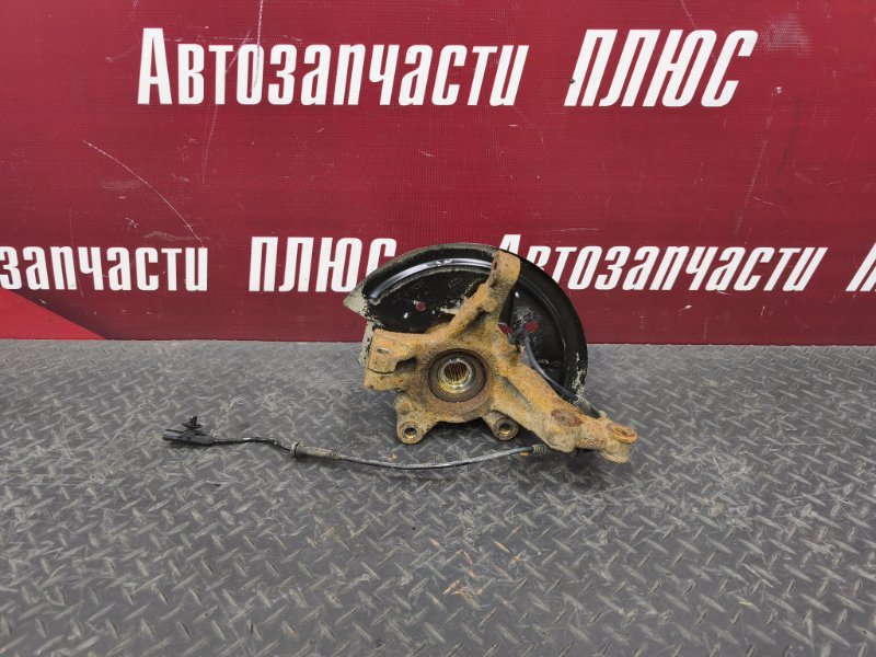 Кулак поворотный