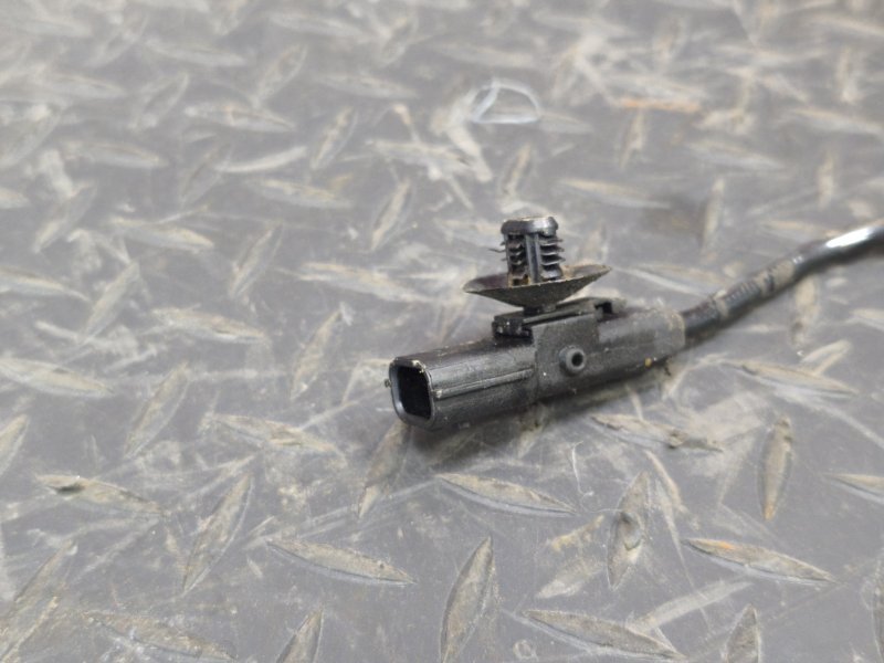 Кулак поворотный