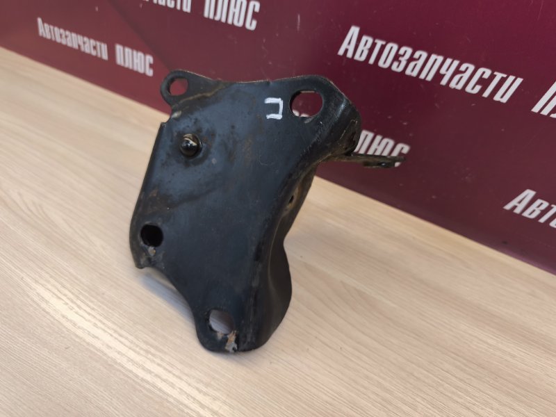 Кронштейн балки