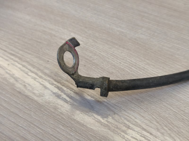 Клемма аккумулятора (минусовая)