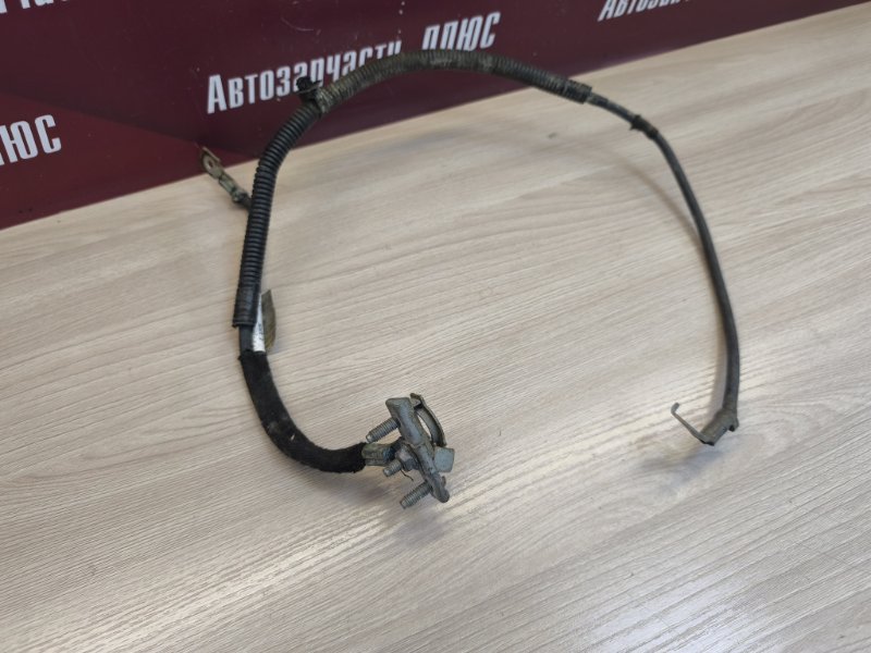 Клемма аккумулятора (минусовая)