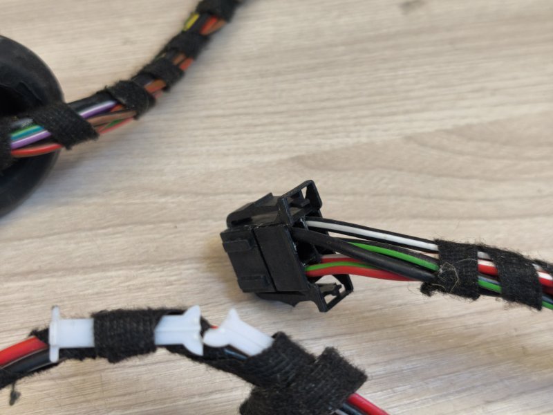 Проводка двери