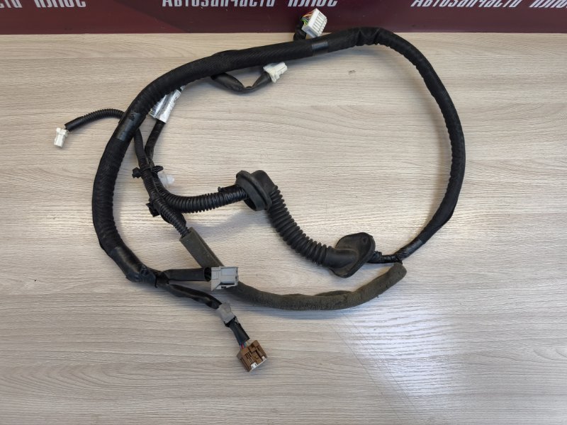 Проводка крышки багажника