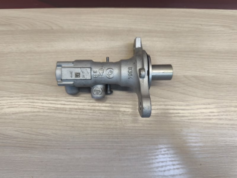 Главный тормозной цилиндр