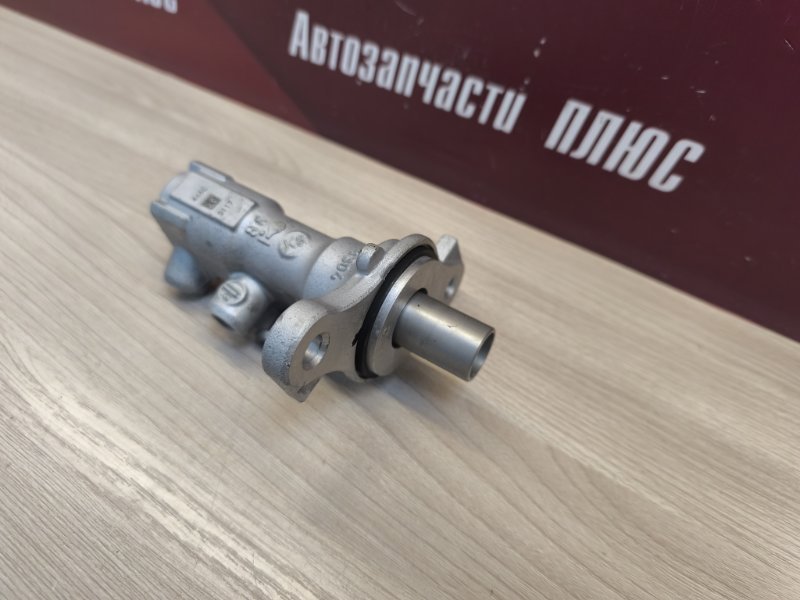 Главный тормозной цилиндр