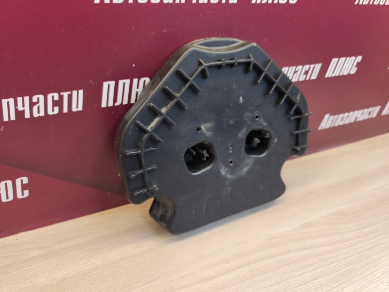 Кронштейн стеклоподъемника