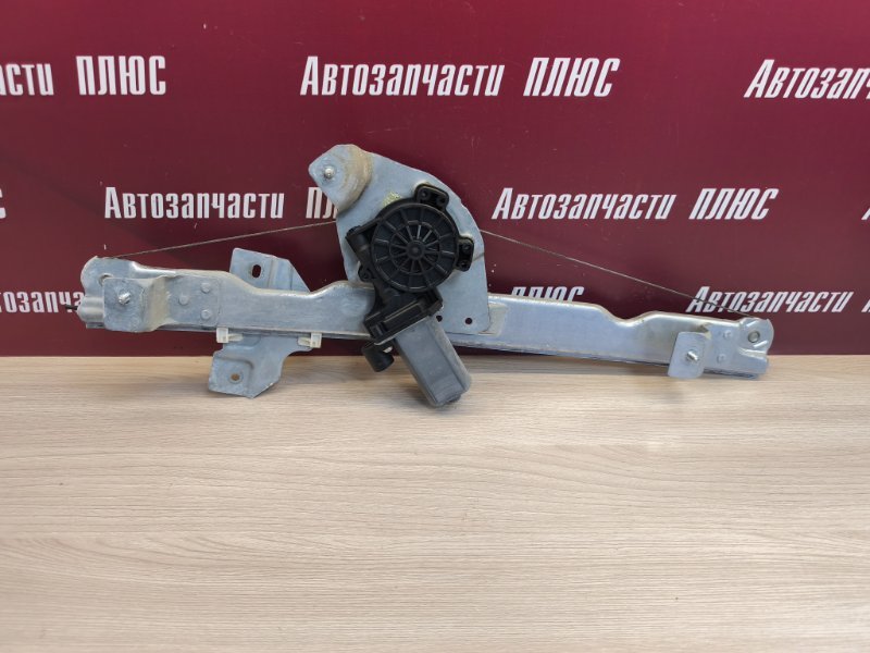 Стеклоподъемник    двери