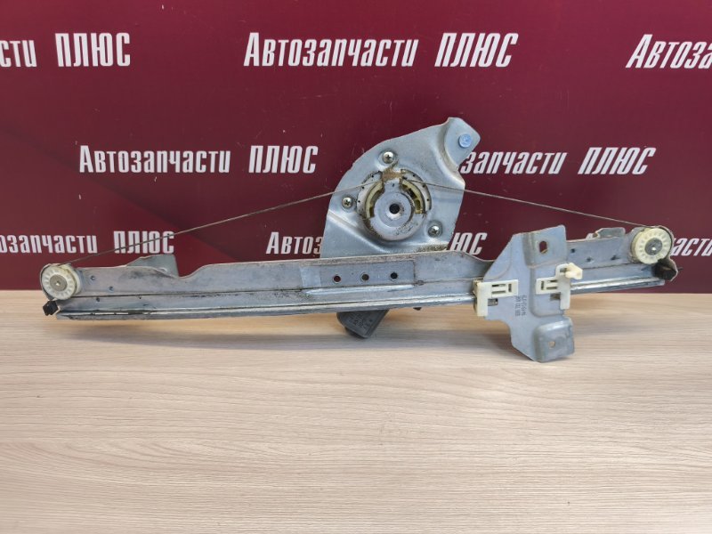 Стеклоподъемник    двери