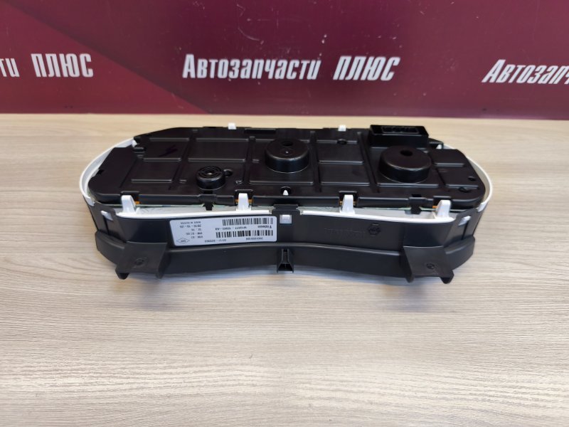 Щиток приборов