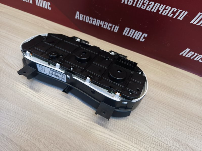 Щиток приборов