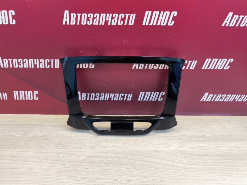 Рамка магнитолы