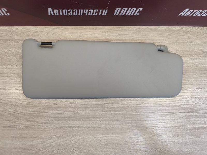 Козырек солнцезащитный