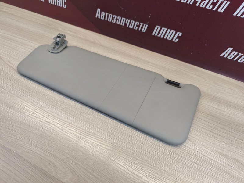 Козырек солнцезащитный