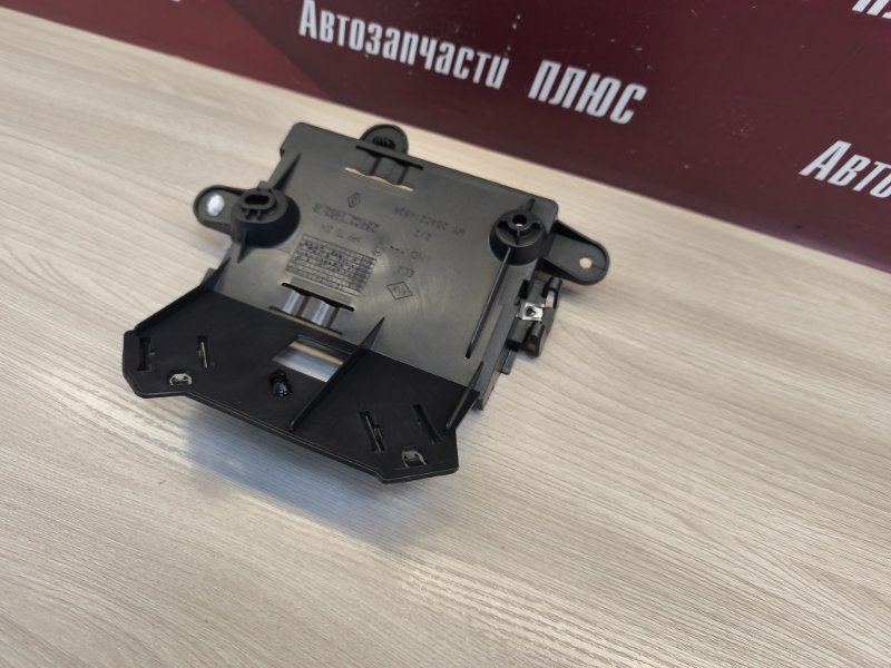 Кронштейн блока комфорта