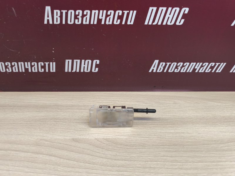 Плафон подсветки багажника
