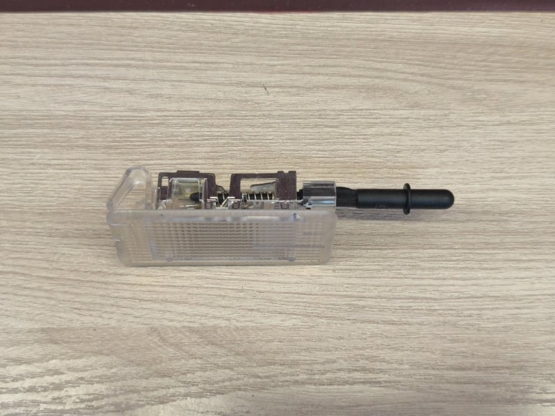 Плафон подсветки багажника