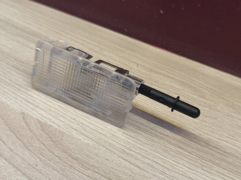 Плафон подсветки багажника