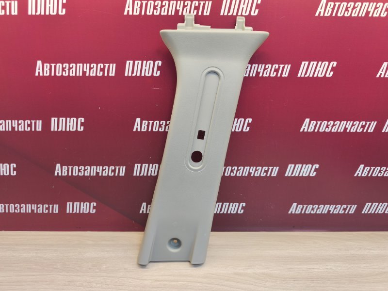 Обшивка средней стойки