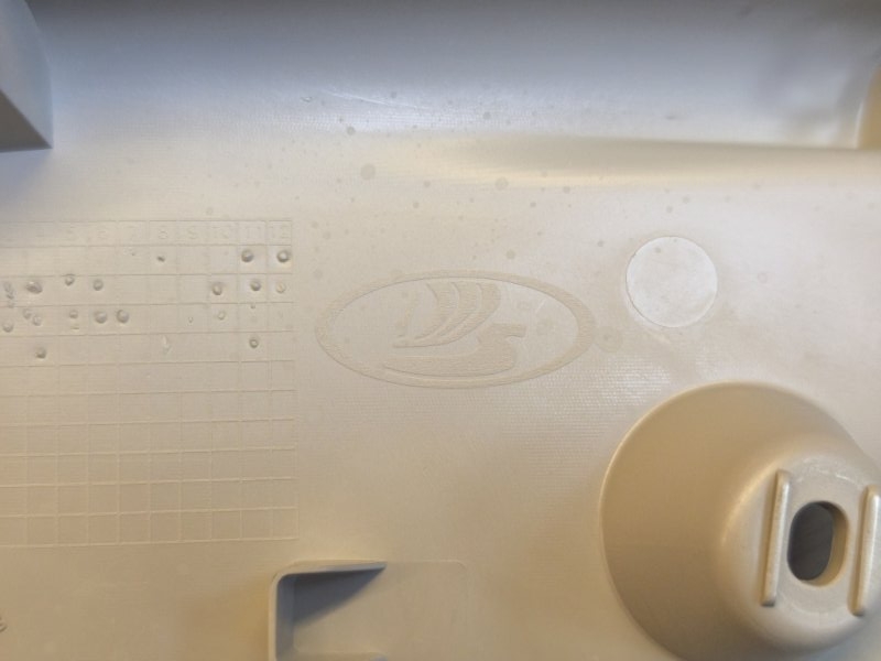 Обшивка средней стойки