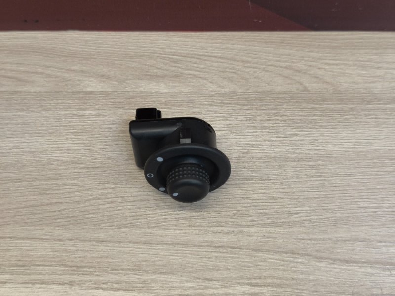 Блок регулировки зеркал