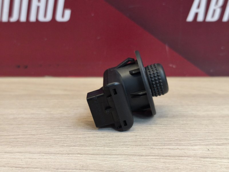 Блок регулировки зеркал