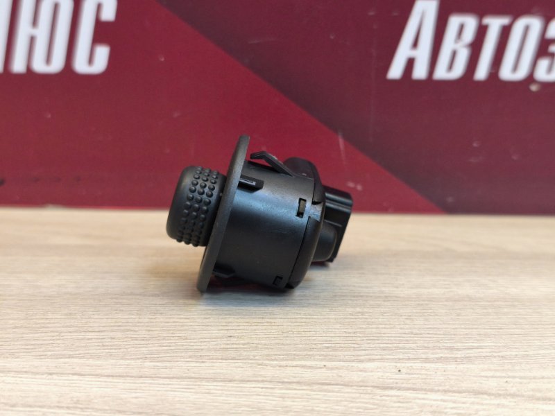 Блок регулировки зеркал