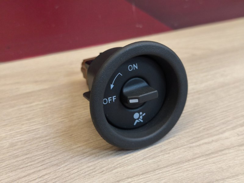 Выключатель подушки безопасности