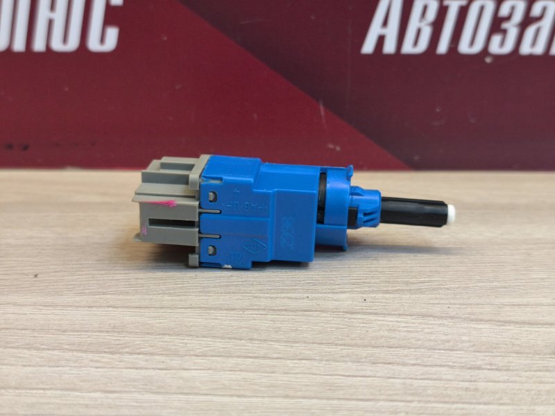 Датчик педали сцепления